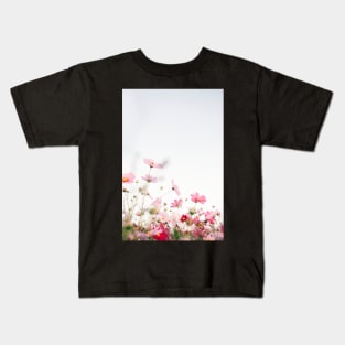 Pink Cosmos Flowers - Wildflowers Garden Kids T-Shirt